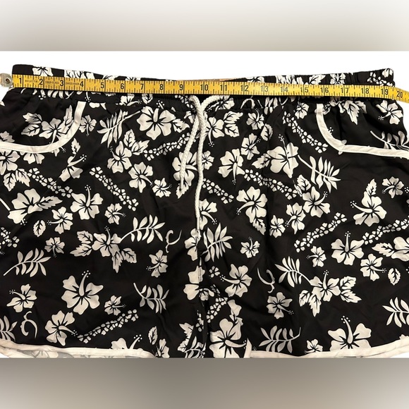For G and PL Women Summer Floral Beach Boardshorts Pockets Swim Trunks NWOT - Picture 4 of 5